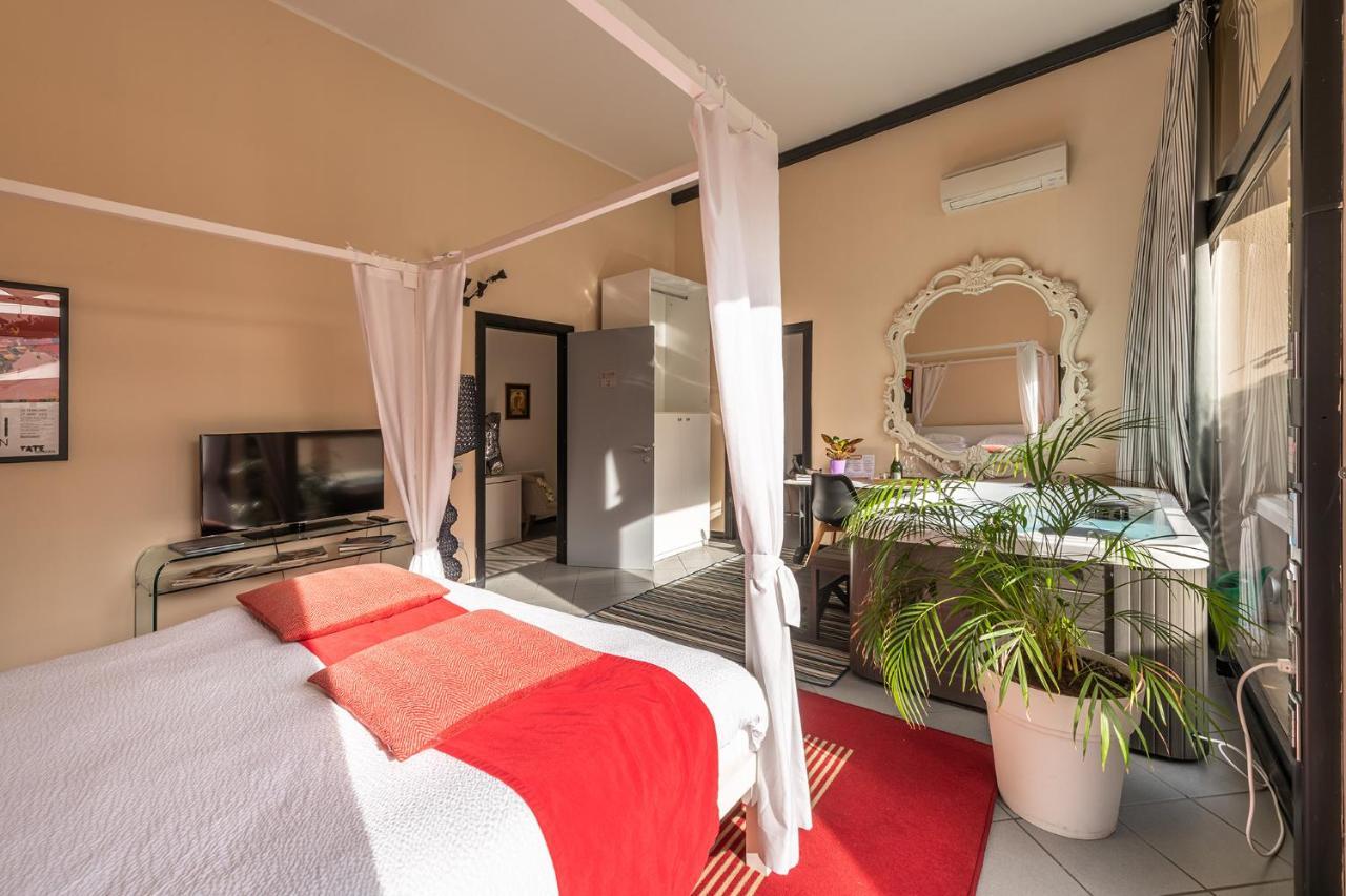 Snob Luxury Suite Cagliari Kültér fotó